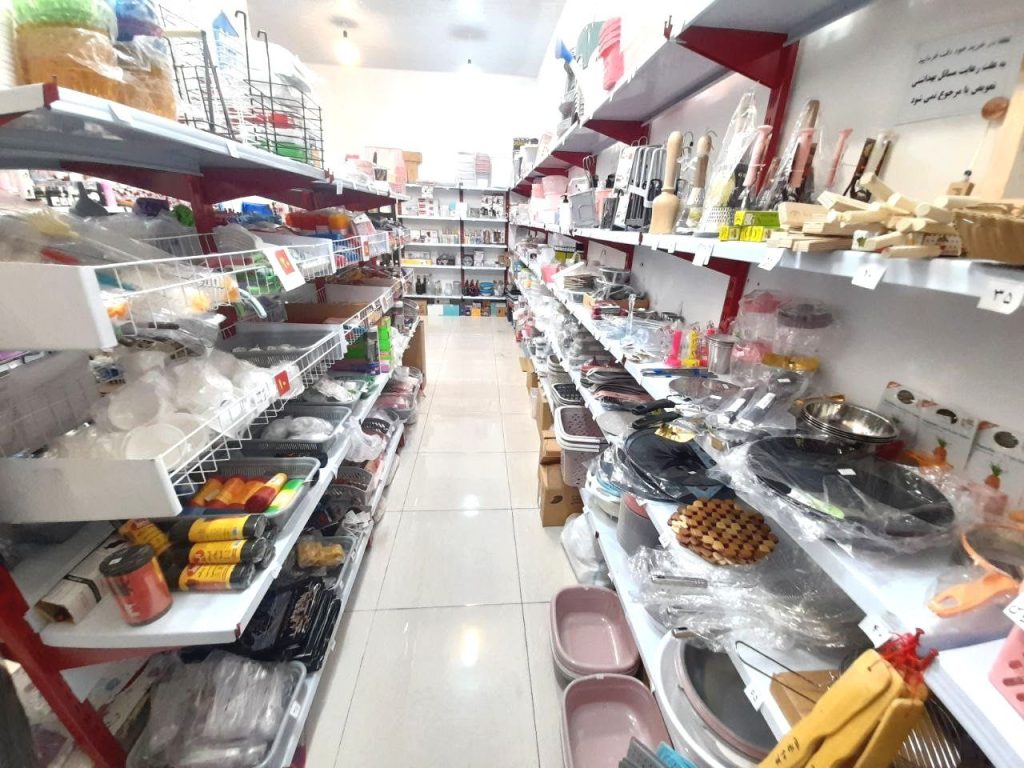 بخشی از نمای داخلی ارزانسرای2000