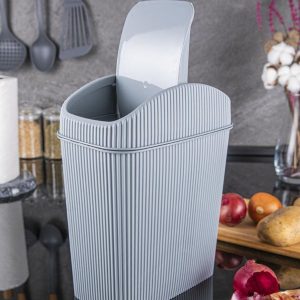 سطل باریک بادبزنی